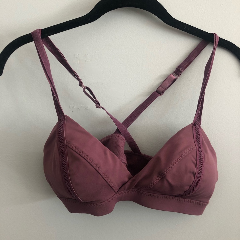 Lululemon Cross Bra